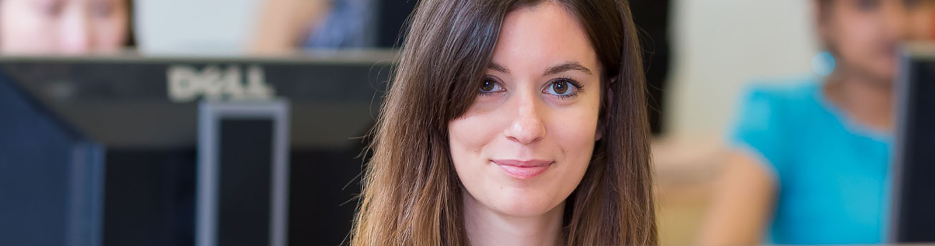 Studentin im IT-Servicezentrum der RUB